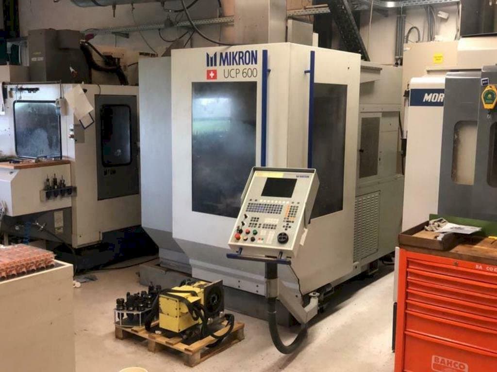 Front view of MIKRON UCP600  machine