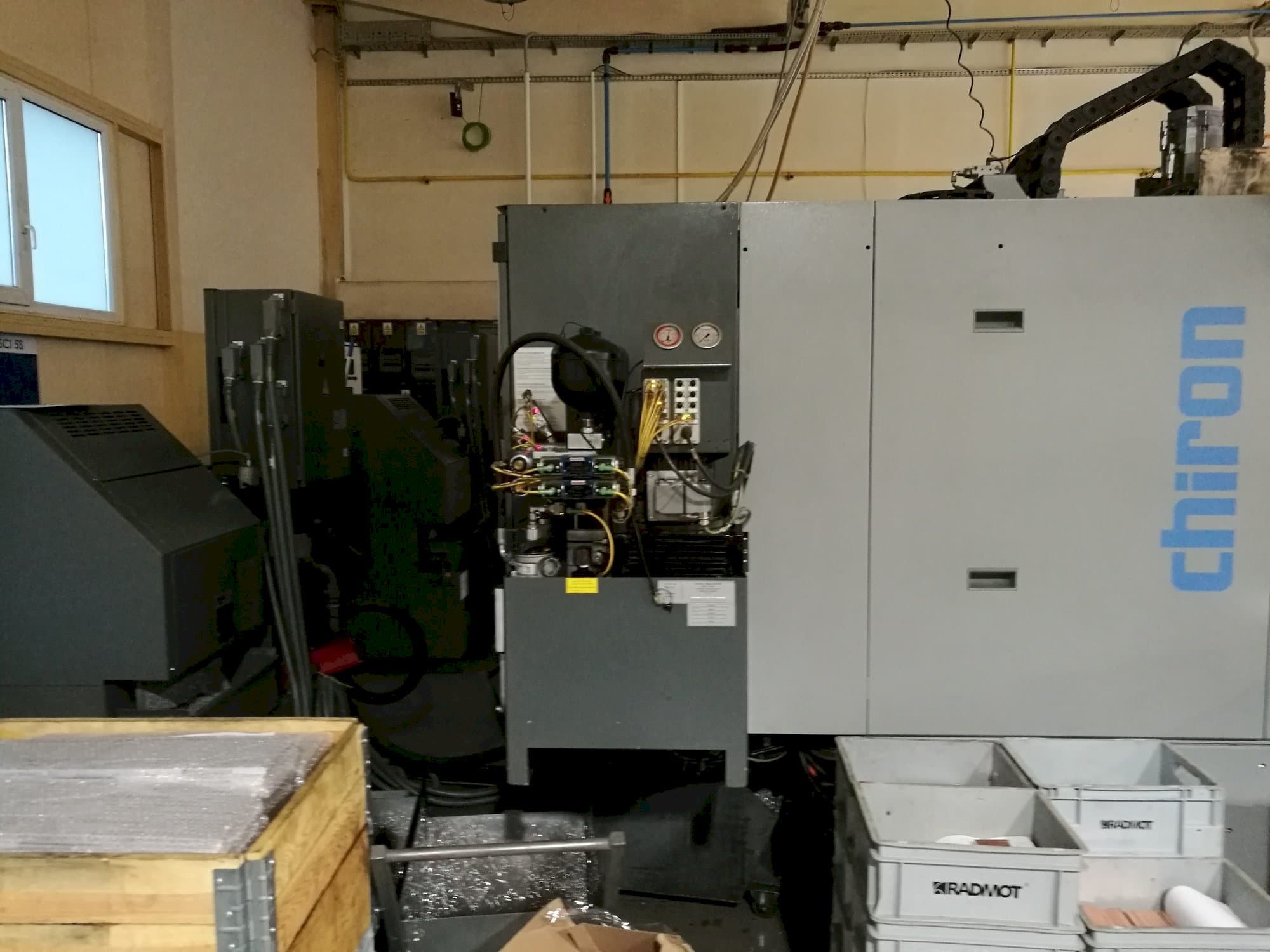 Front view of CHIRON FZ 12 KS  machine