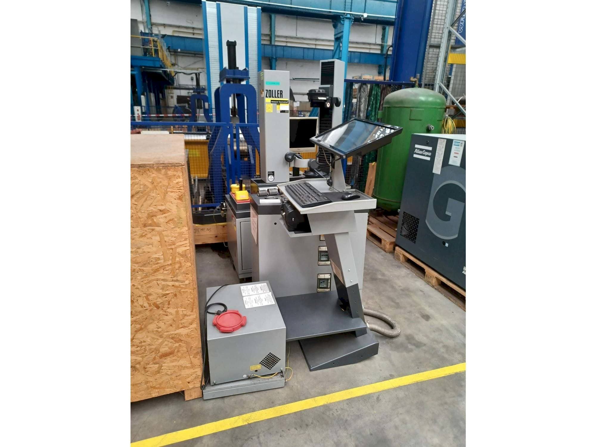 Front view of Zoller R460C3-00137  machine