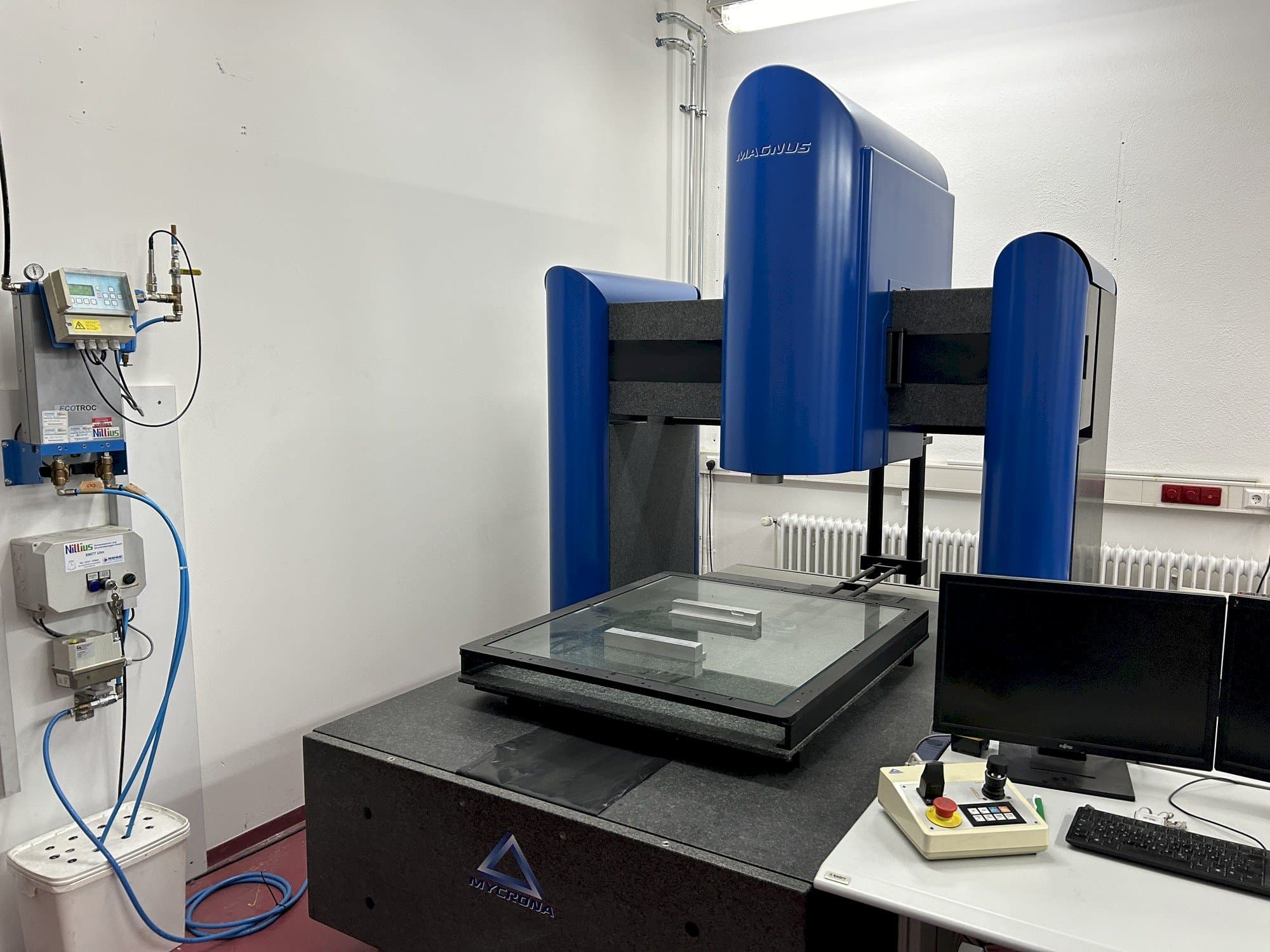 Front view of MYCRONA Magnus BL  machine