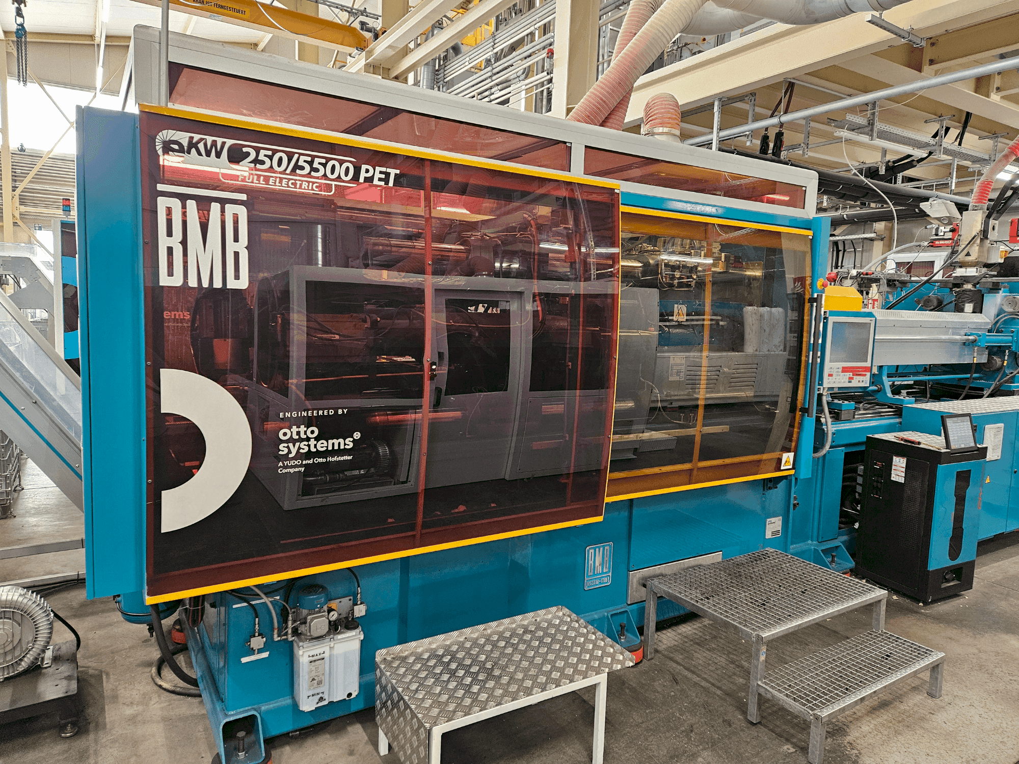 Front view of Otto Systems eKW 250/5500 PET  machine