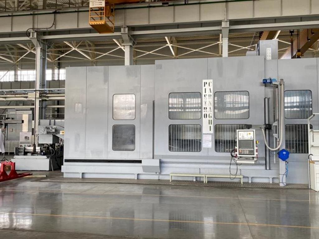 Front view of PIETRO CARNAGHI  AC 32TM 2800  machine