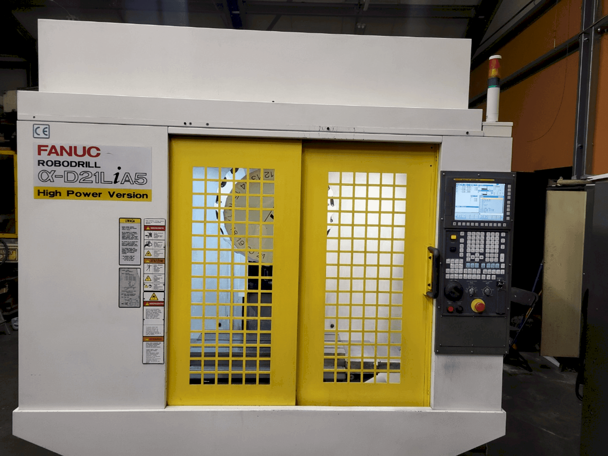 Front view of FANUC Robodrill α-D21LiA5  machine