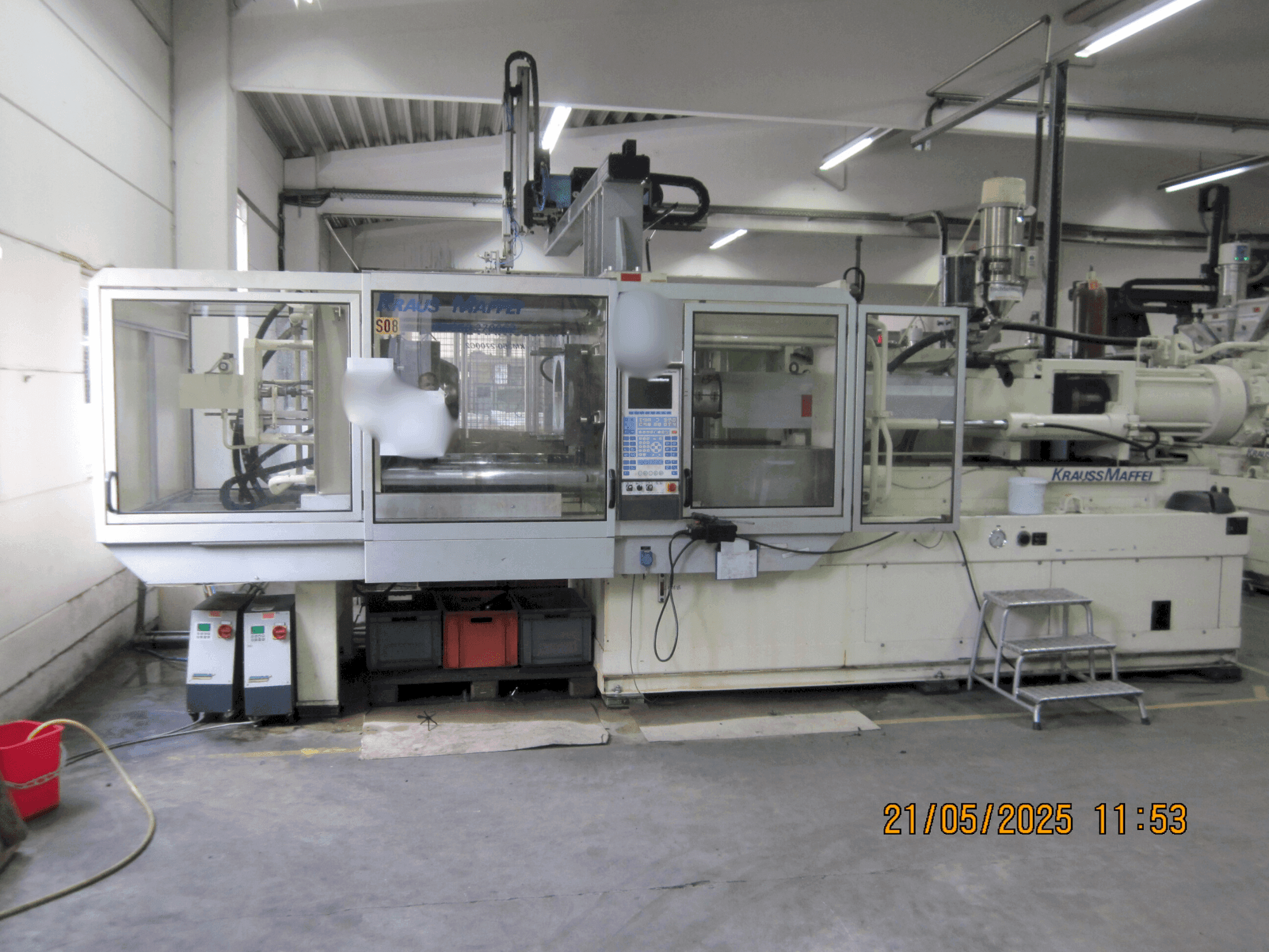 Front view of Krauss Maffei 350-2700 C2  machine