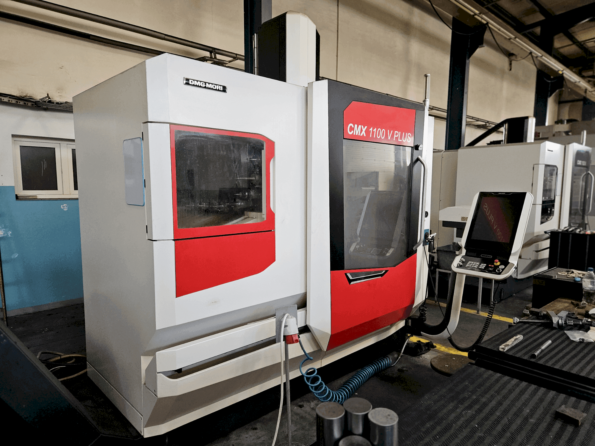 Front view of DMG MORI CMX 1100 V  machine