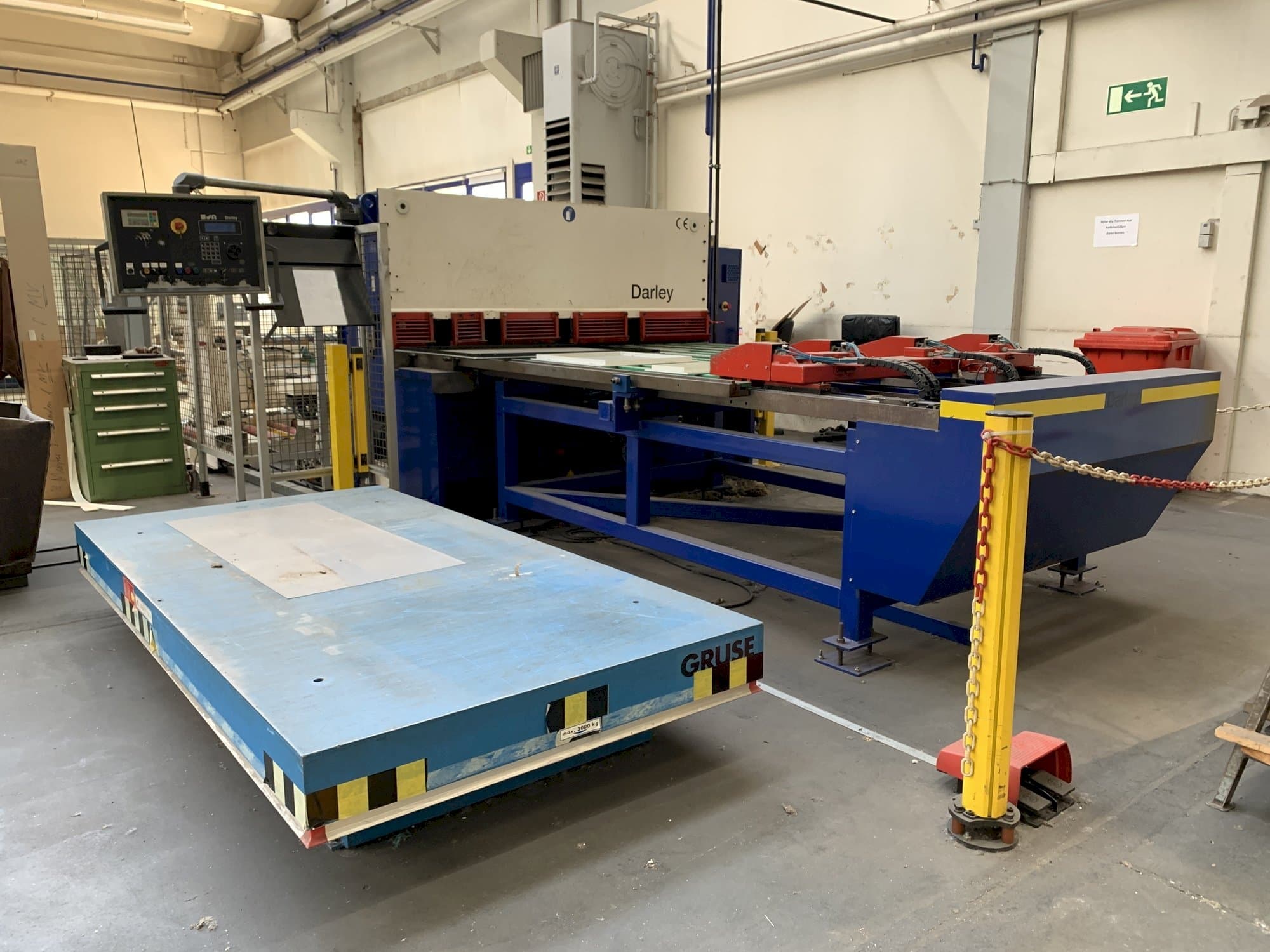 Front view of Darley VS 2100 X 4  machine