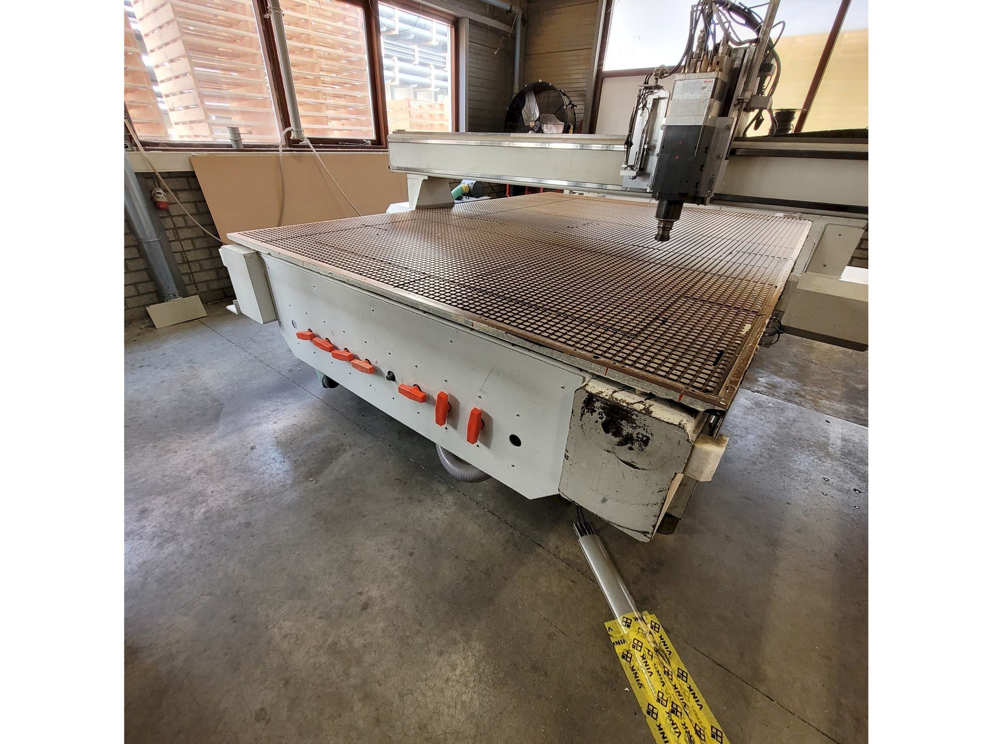 Front view of FLEXICAM  Pro 2030  machine