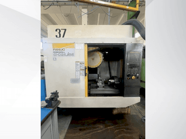 Front view of FANUC Robodrill Alpha-D21LiB5  machine