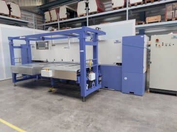 Front view of FISCHER & RüCKLE Veneer scissors  machine