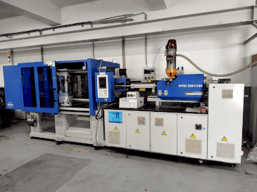 Front view of INVERA Intec 250/1110  machine