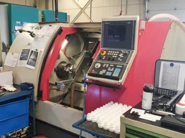 Front view of Gildemeister CTX 400 S2  machine