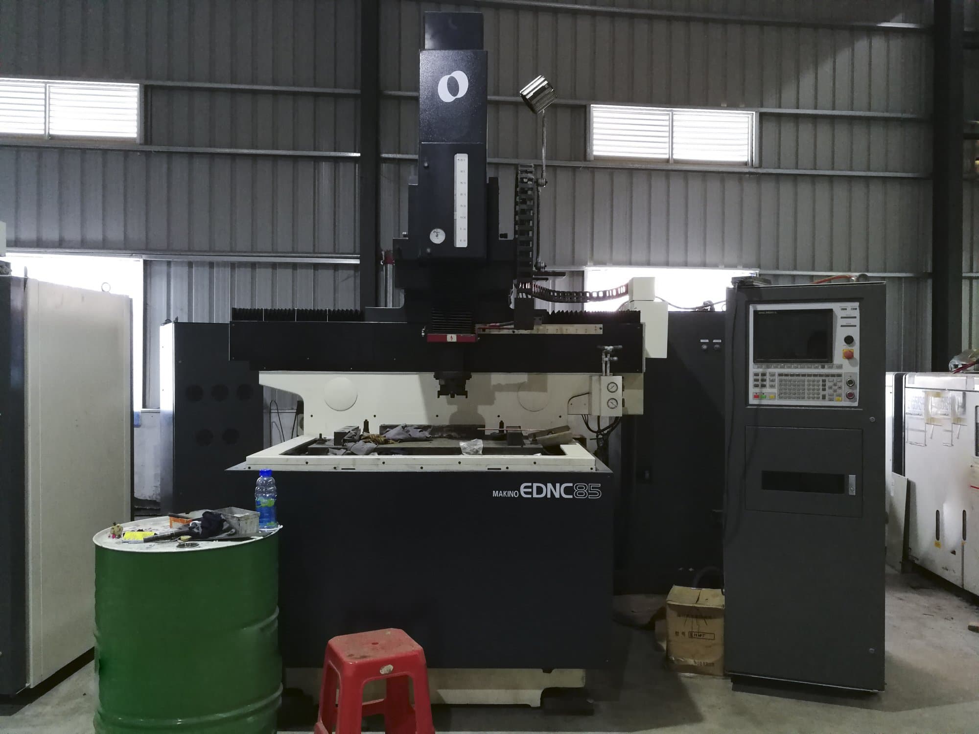 Front view of Makino EDNC85 Machine