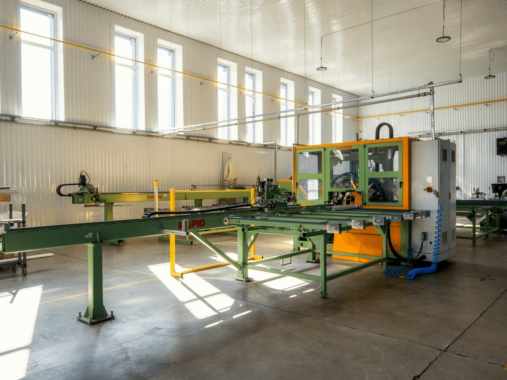 Front view of RAPID MFC EVOLUTION II machine