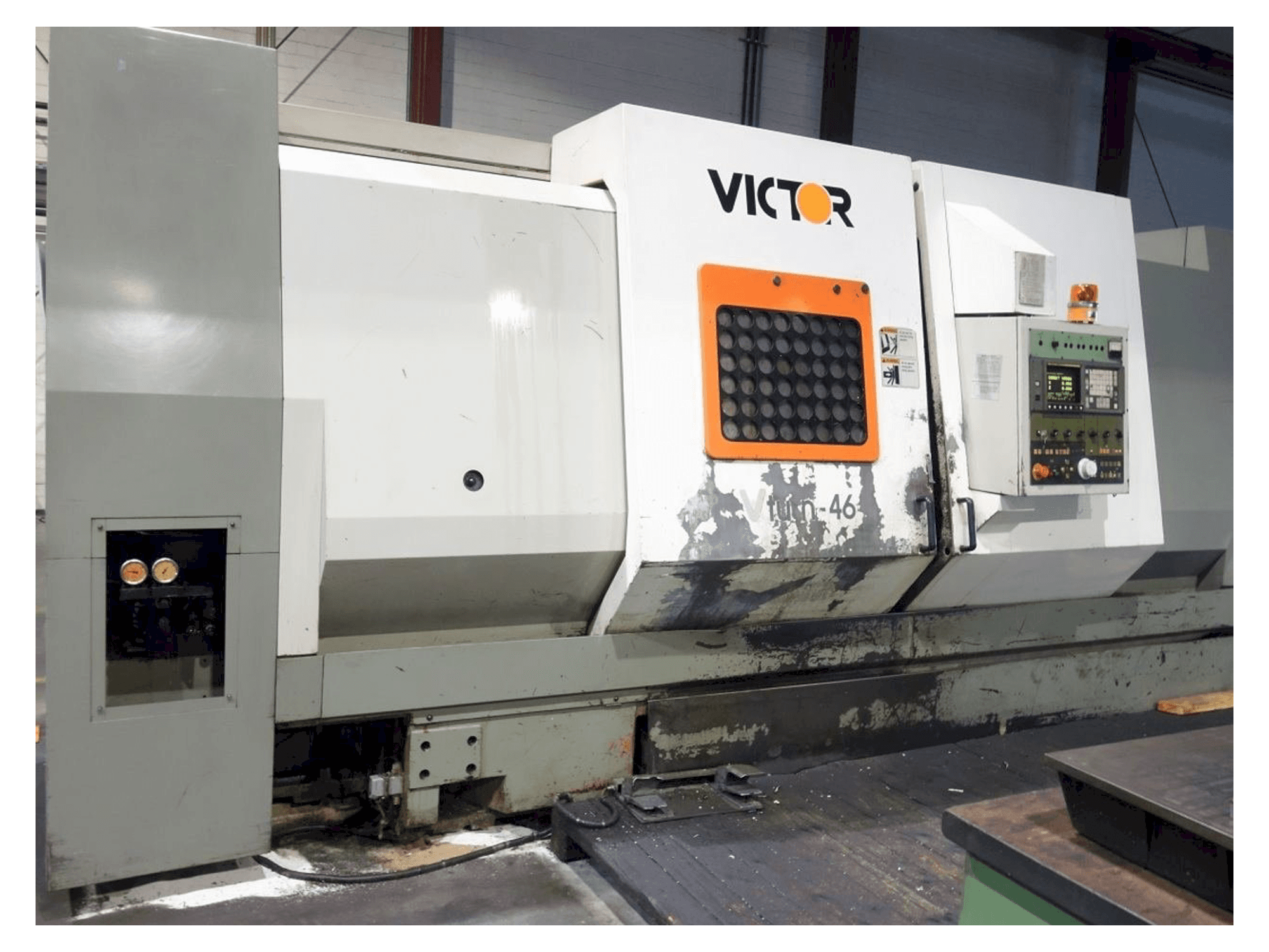 Front view of Victor V Turn 46 (1997) machine