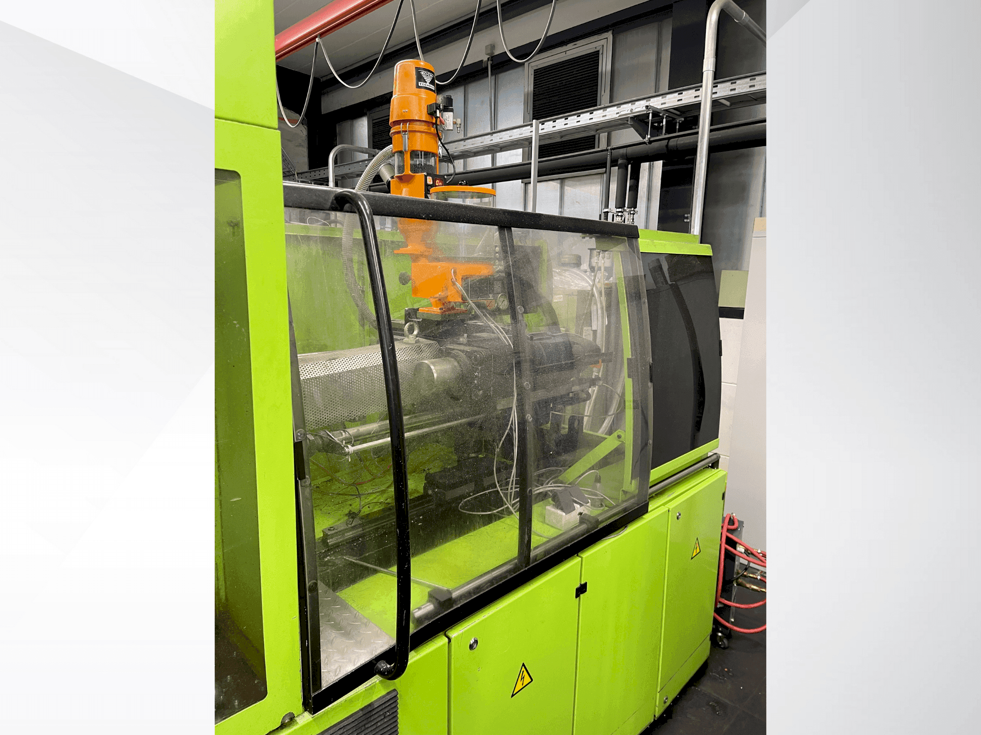 Front view of Engel ES 330 H / 80V SOTR machine