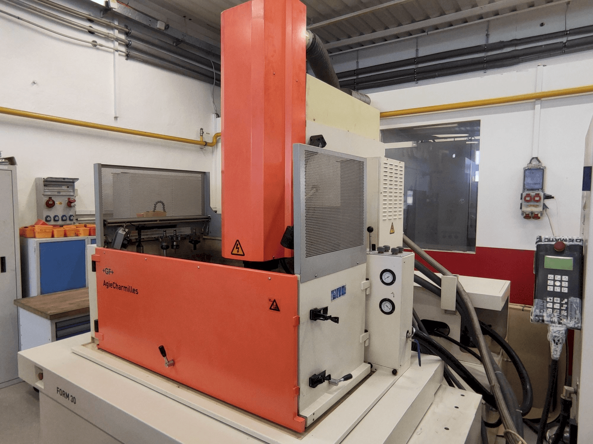 Front view of AgieCharmilles FORM 30 machine