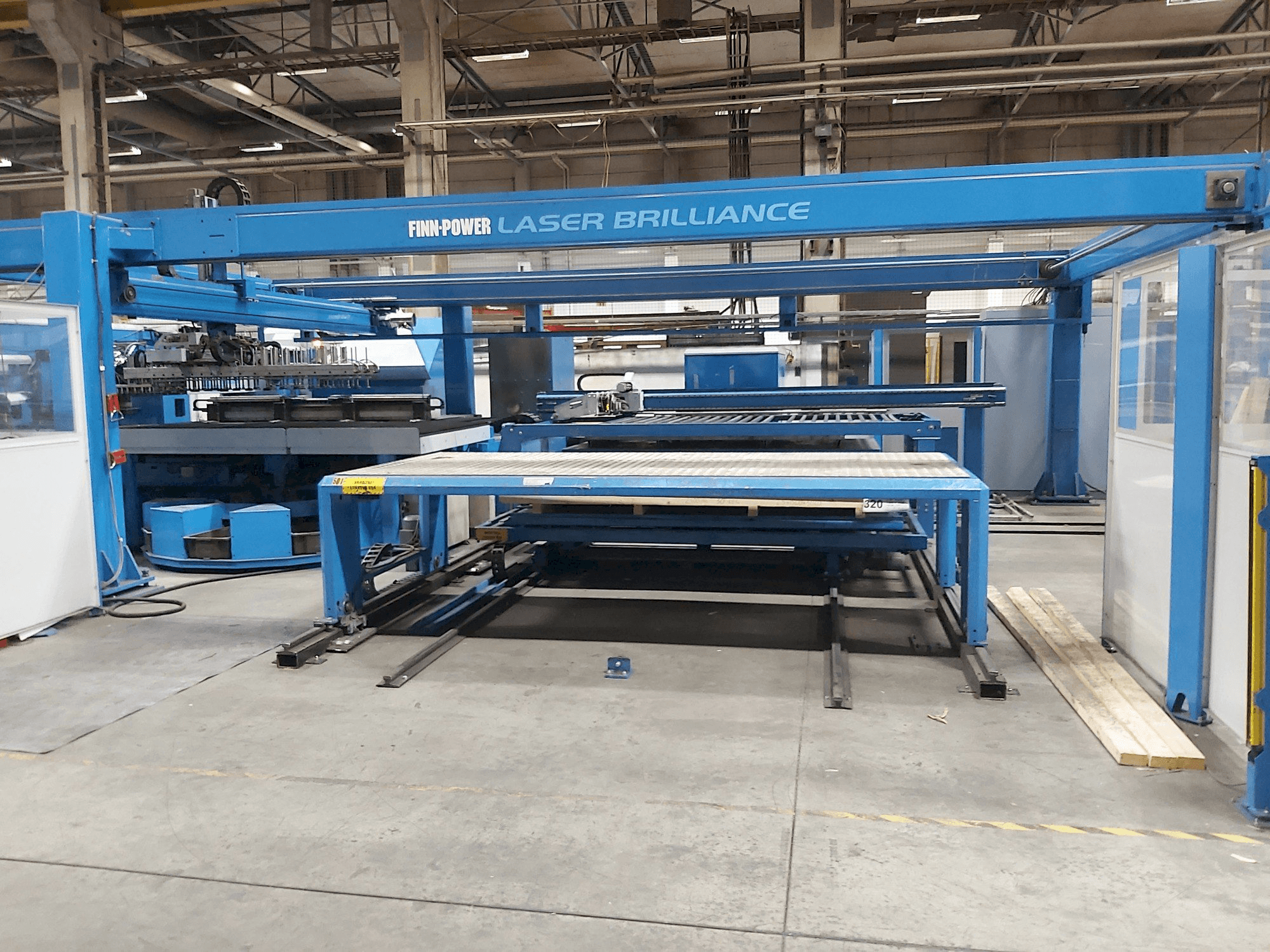 Front view of Finn-Power LG6 machine