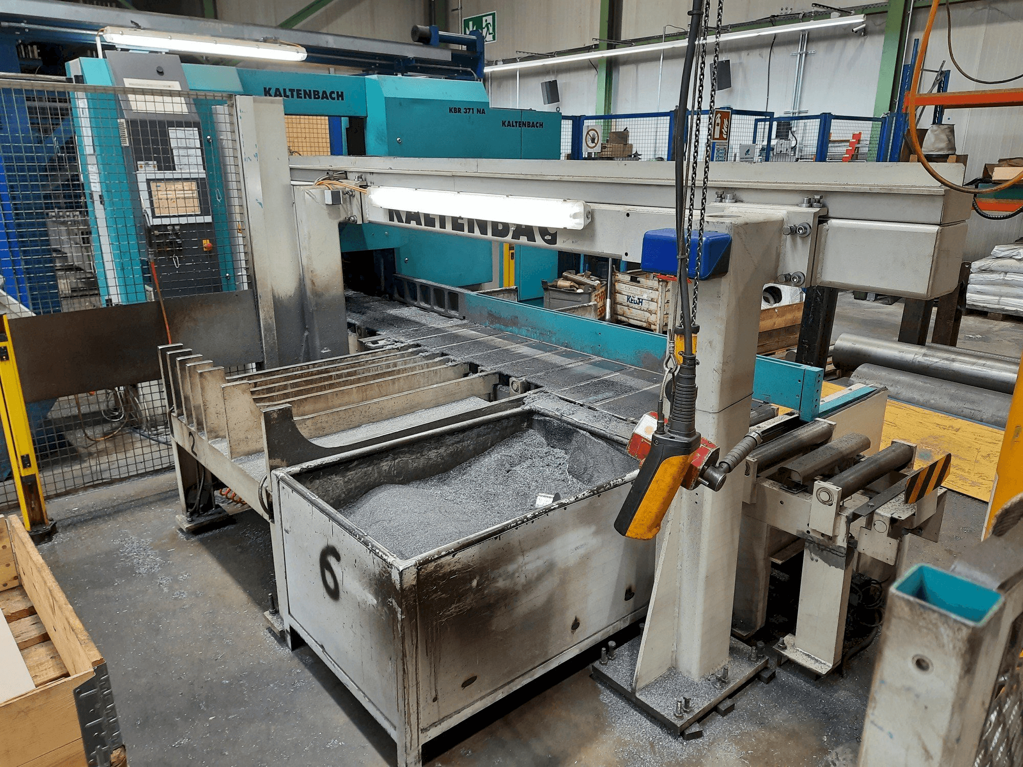 Front view of KALTENBACH KBR 371 NA machine