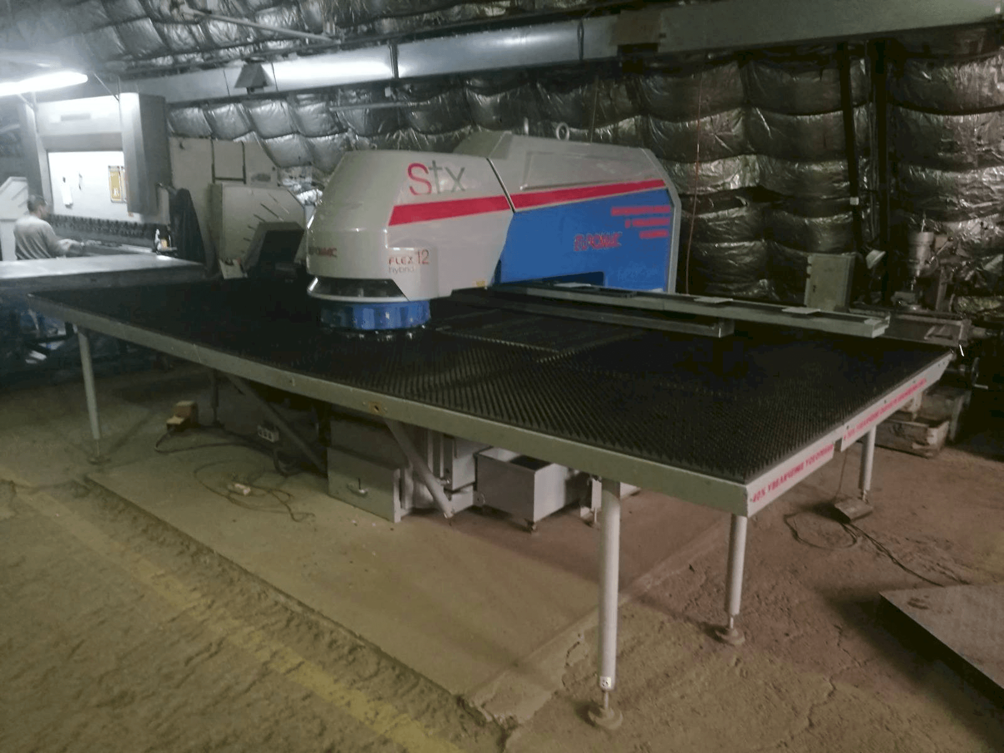 Front view of Euromac STX Flex 12 machine